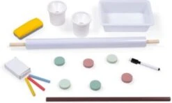 Janod Magnet- Und Kreidetafel Mit Zubehör, Braun/türkis 8 Janod Magnet- Und Kreidetafel Mit Zubehör, Braun/türkis -Kinderspielzeug 21706402 03